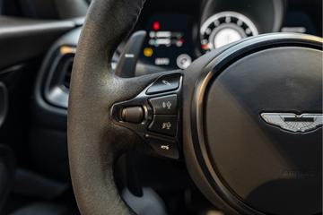 2019 Aston Martin DBS — миниатюра 34