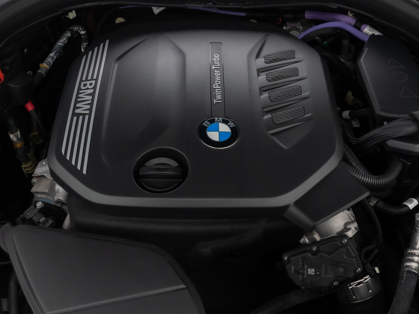 Fahrzeugabbildung BMW 520d M Sport Kamera DAB HUD 4xKlima HiFi 19Zoll