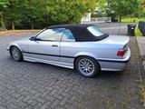 BMW 328i Cabrio mit Hardtop E36 - gebrauchte BMW 328 aus dem Jahr 1995