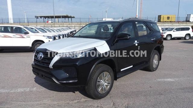 Toyota Fortuner   Premium-EXPORT OUT EU