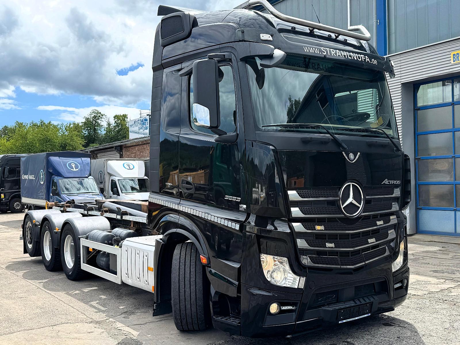 Mercedes-Benz Actros 3553 8x4 Abroller