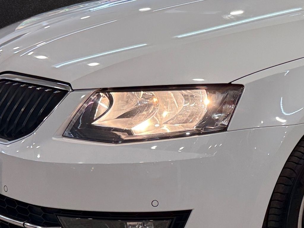 Skoda Octavia - Bild 4
