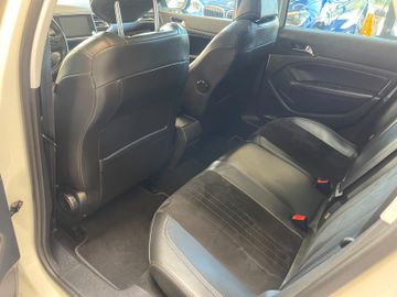 Peugeot 308 SW Allure *ALCANTARA*LED*AHK*NAVI*KAMERA*