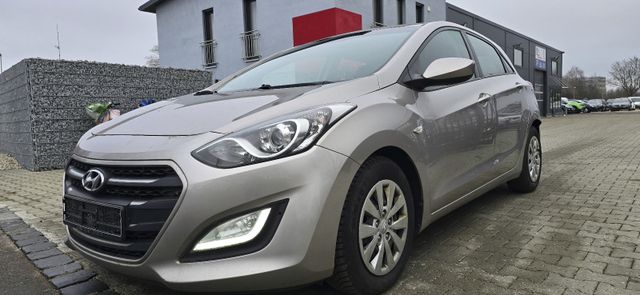 Hyundai i30 cw blue Trend