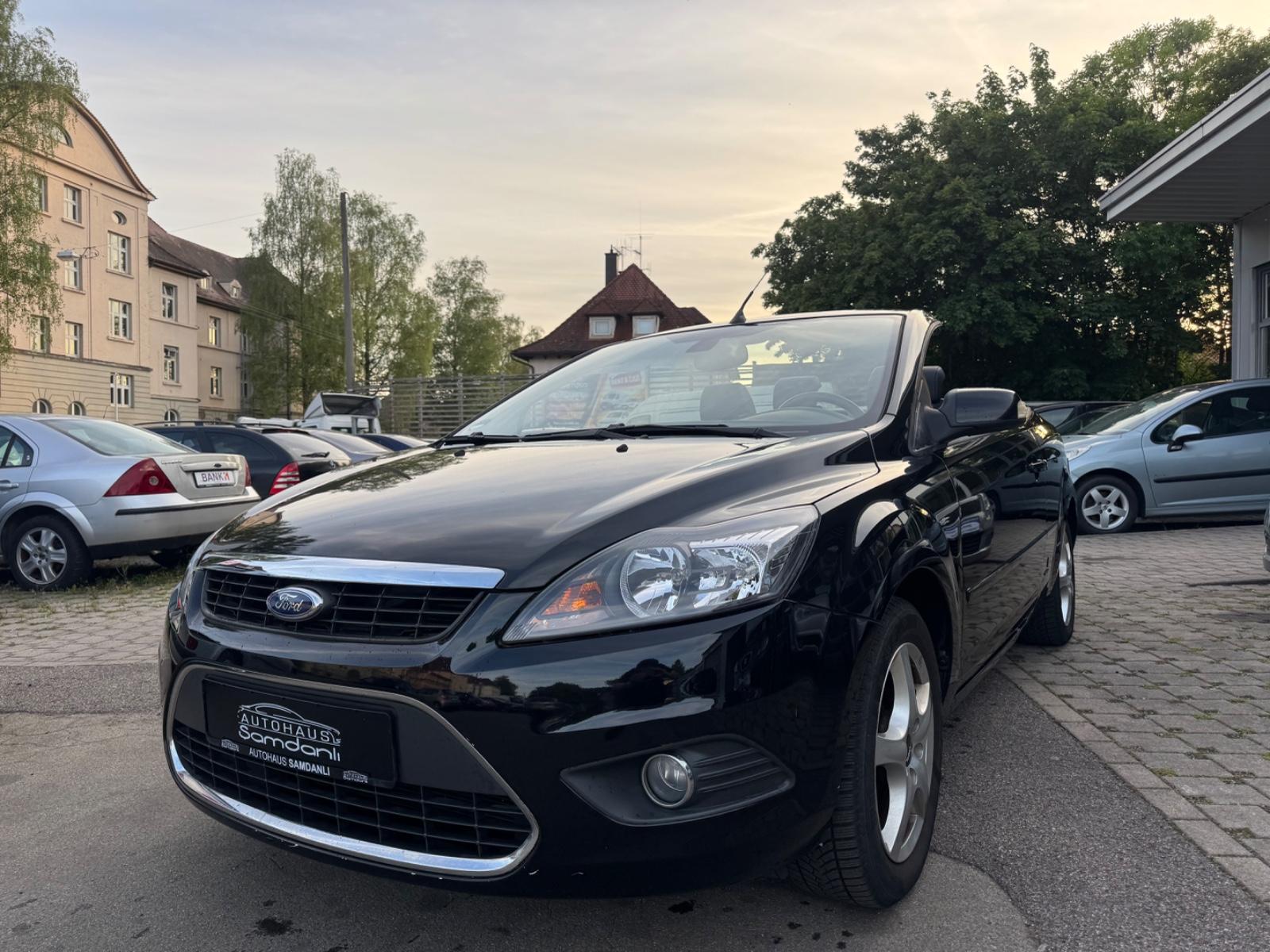 Ford Focus Cabrio Titanium*SEHR GEPFLEGT*1.HAND*LEDER