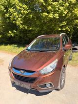 Hyundai ix35 Benzin 1.6 Ohne TüV oder mit tüv - Hyundai ix35 Gebrauchtwagen in Bremen