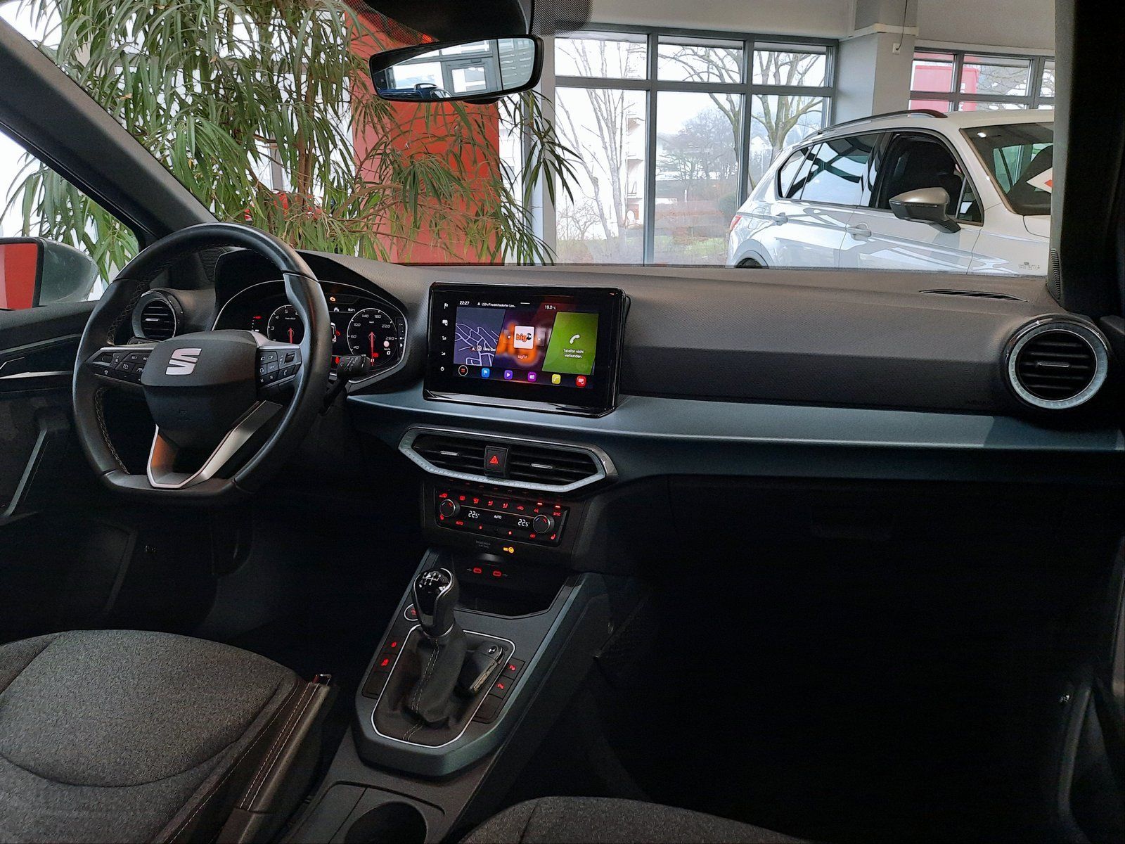 Fahrzeugabbildung SEAT Arona Xperience Beats TSI *Navi*Cam*LED*Sitzhzg*