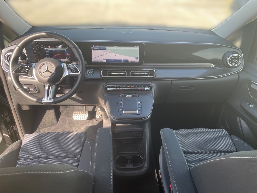Fahrzeugabbildung Mercedes-Benz V 220 d Style Kompakt AHK, LED, 360°, NAVI