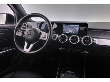 Mercedes GLB 180 - 12