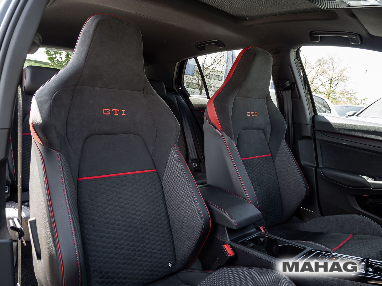 Volkswagen Golf VIII GTI Clubsport 2.0 TSI BlackStyle IQ.Li foto 13