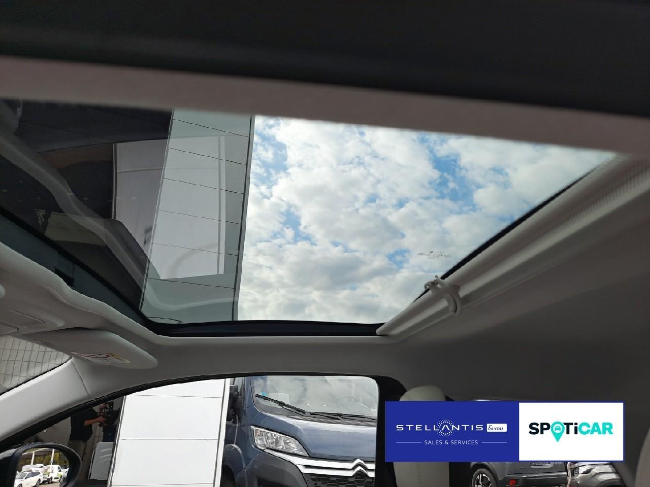 Fiat 500e La Prima Pano Navi SHZ