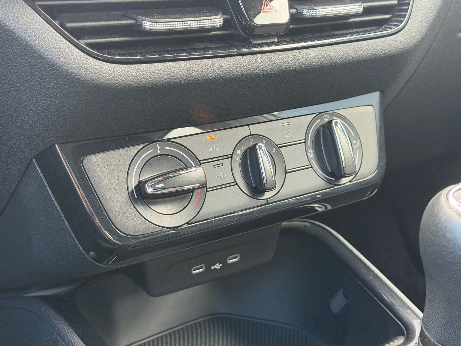 Fahrzeugabbildung SKODA Fabia Selection