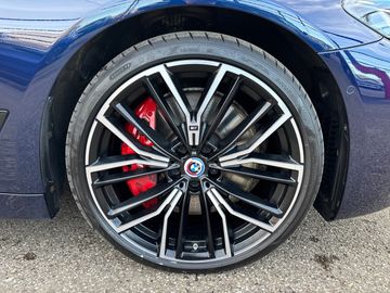 BMW 540d xDrive Limousine M Sportpaket Head-Up DAB