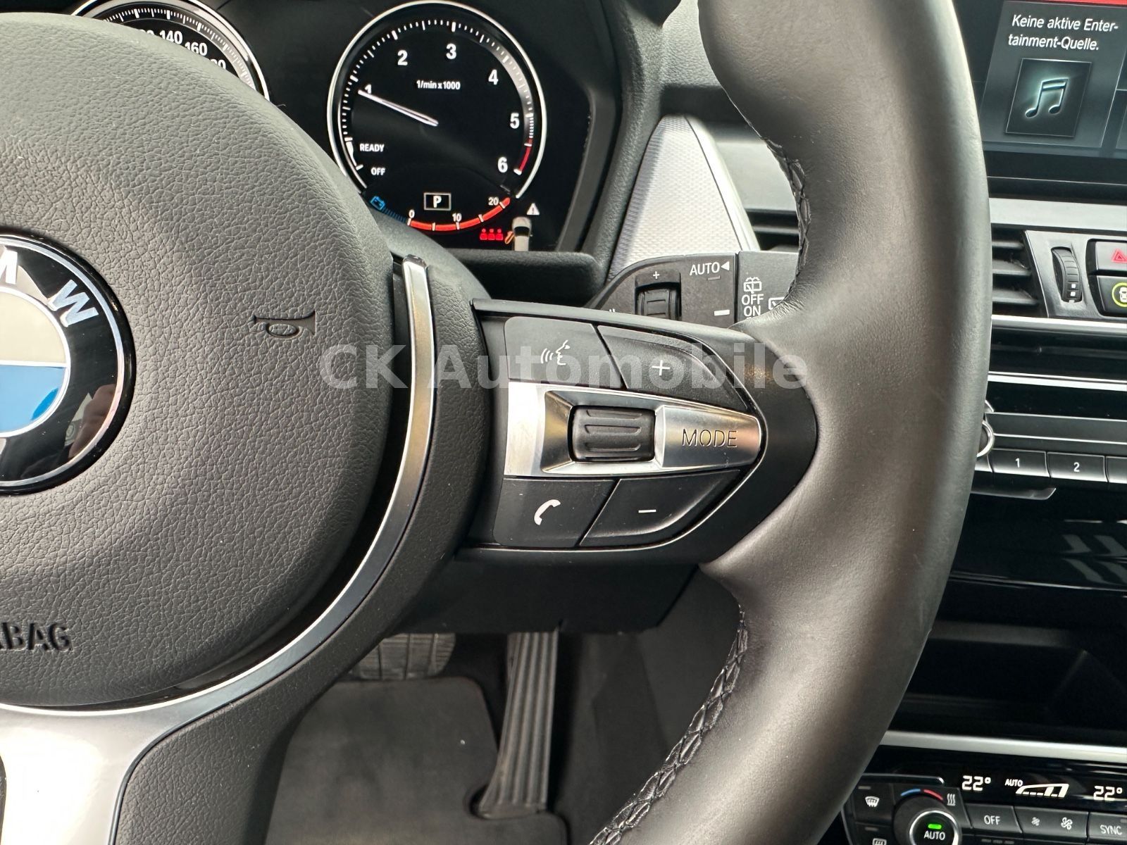 Fahrzeugabbildung BMW 218dxDrive Active Tourer M-Sport/Shadow-Line/LED