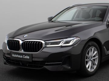 Fahrzeugabbildung BMW 520d xDr Tour AHK HUD HIFI ACC Komfortzug.