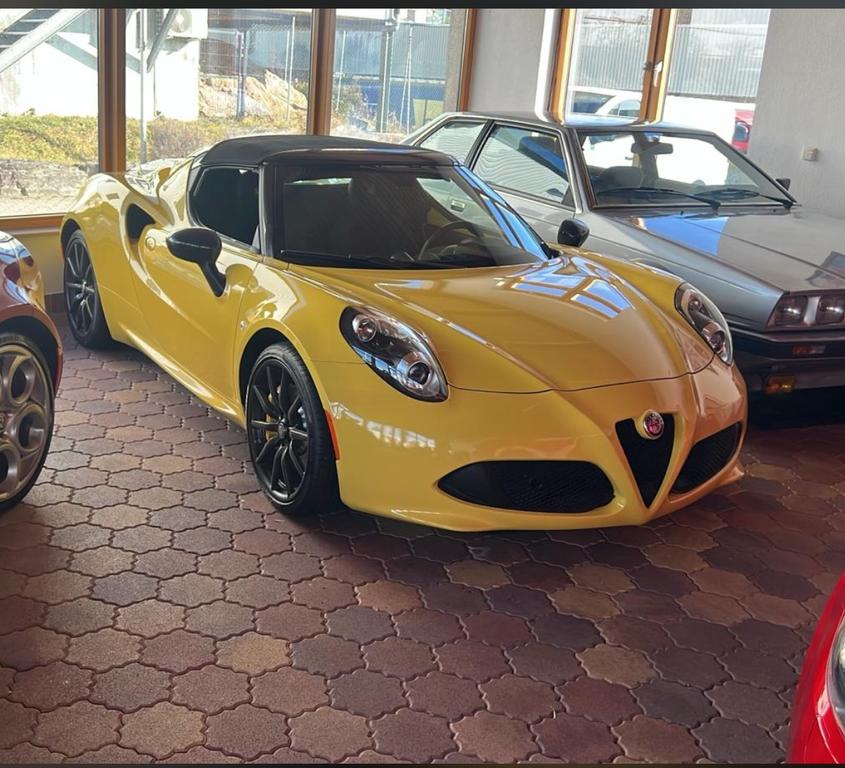 Alfa Romeo 4C