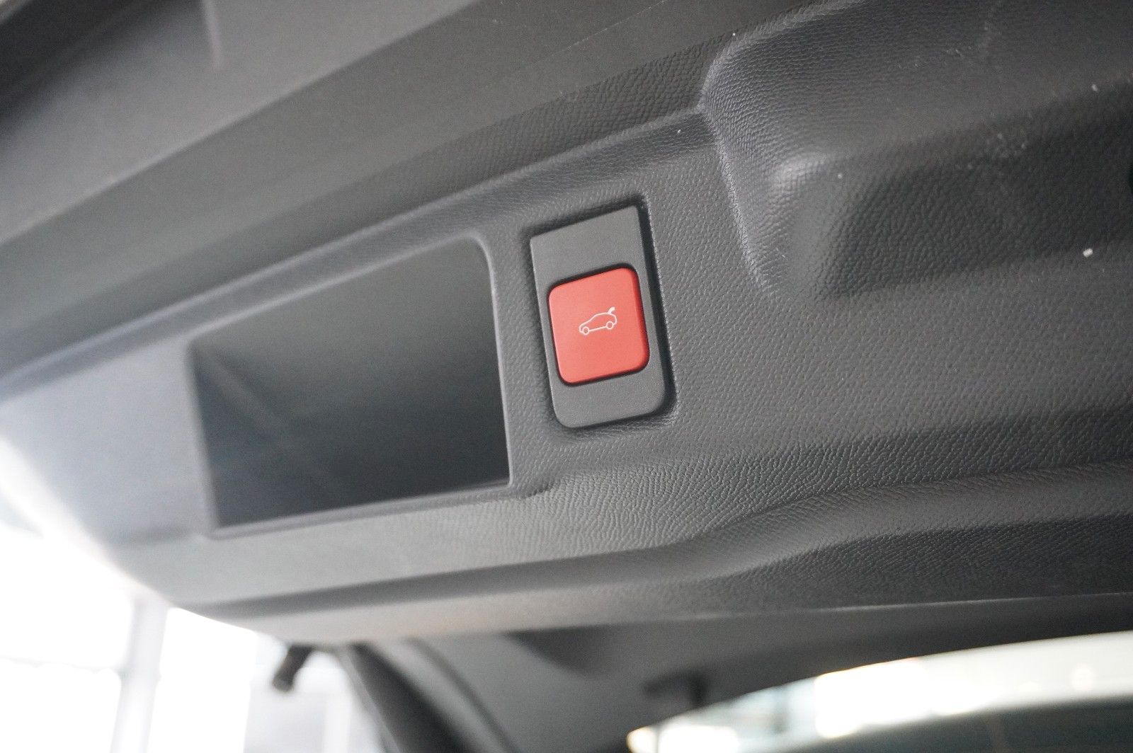 Fahrzeugabbildung Opel Grandland 1.2 48V HYBRID NAVI/LED/KAMERA/DAB+