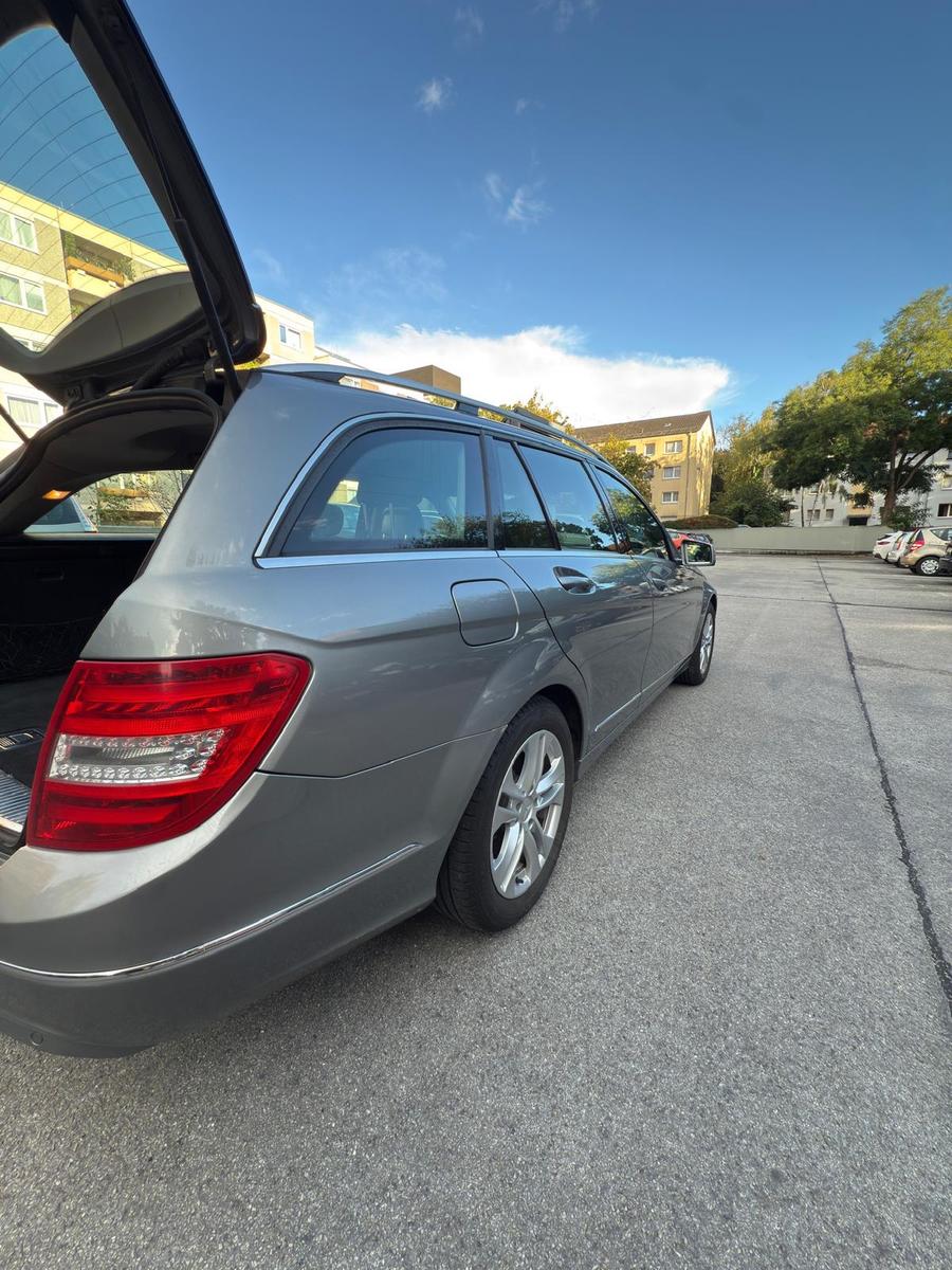 Mercedes-Benz C220 2012 — photo 6