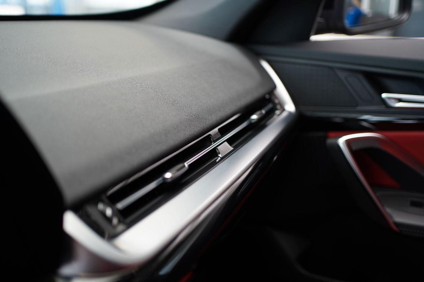 Fahrzeugabbildung BMW X1 20iA Head-Up+ParkingAssis.Plus+LED+Komfortzug