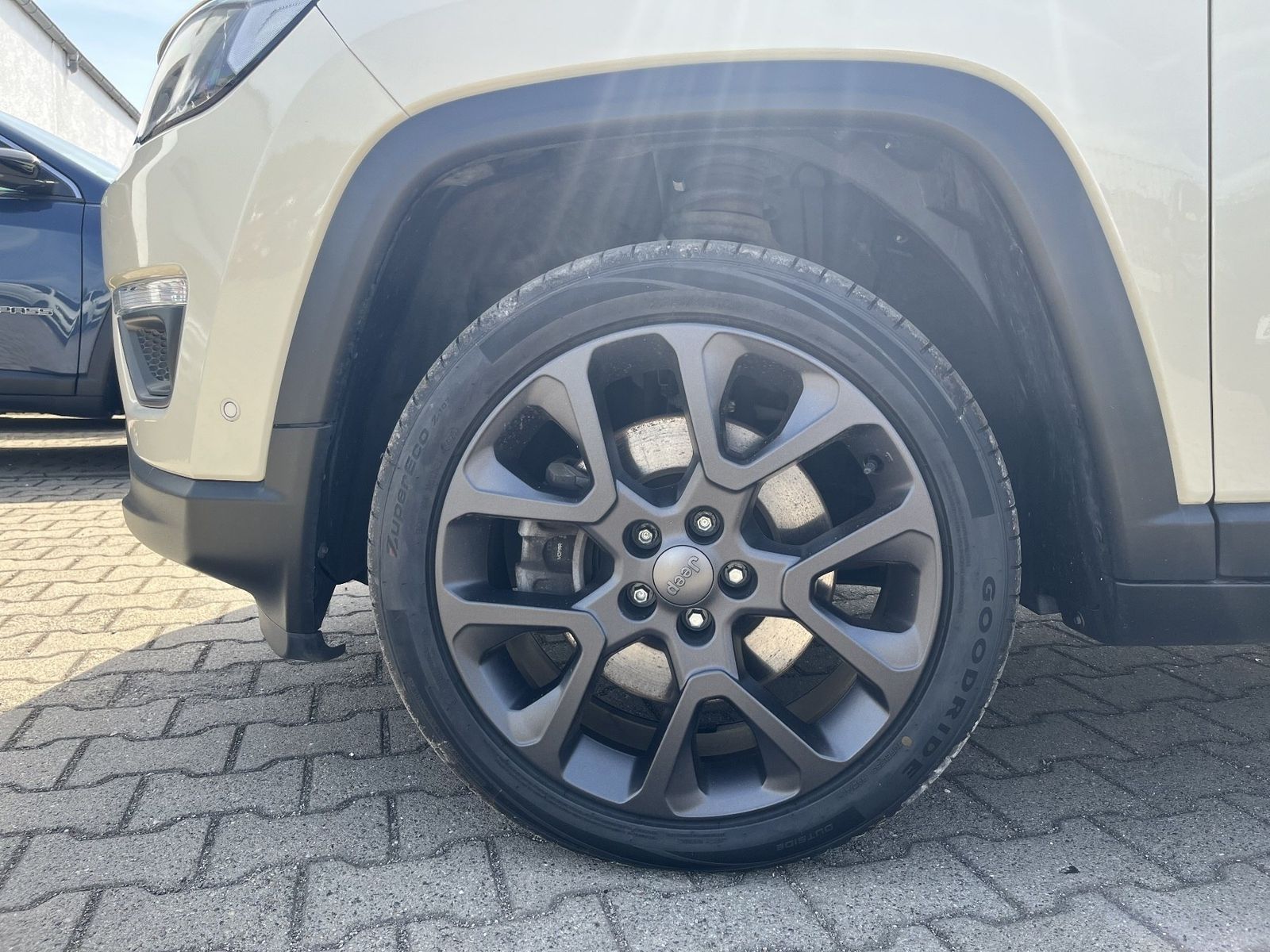 Jeep Compass - Bild 19