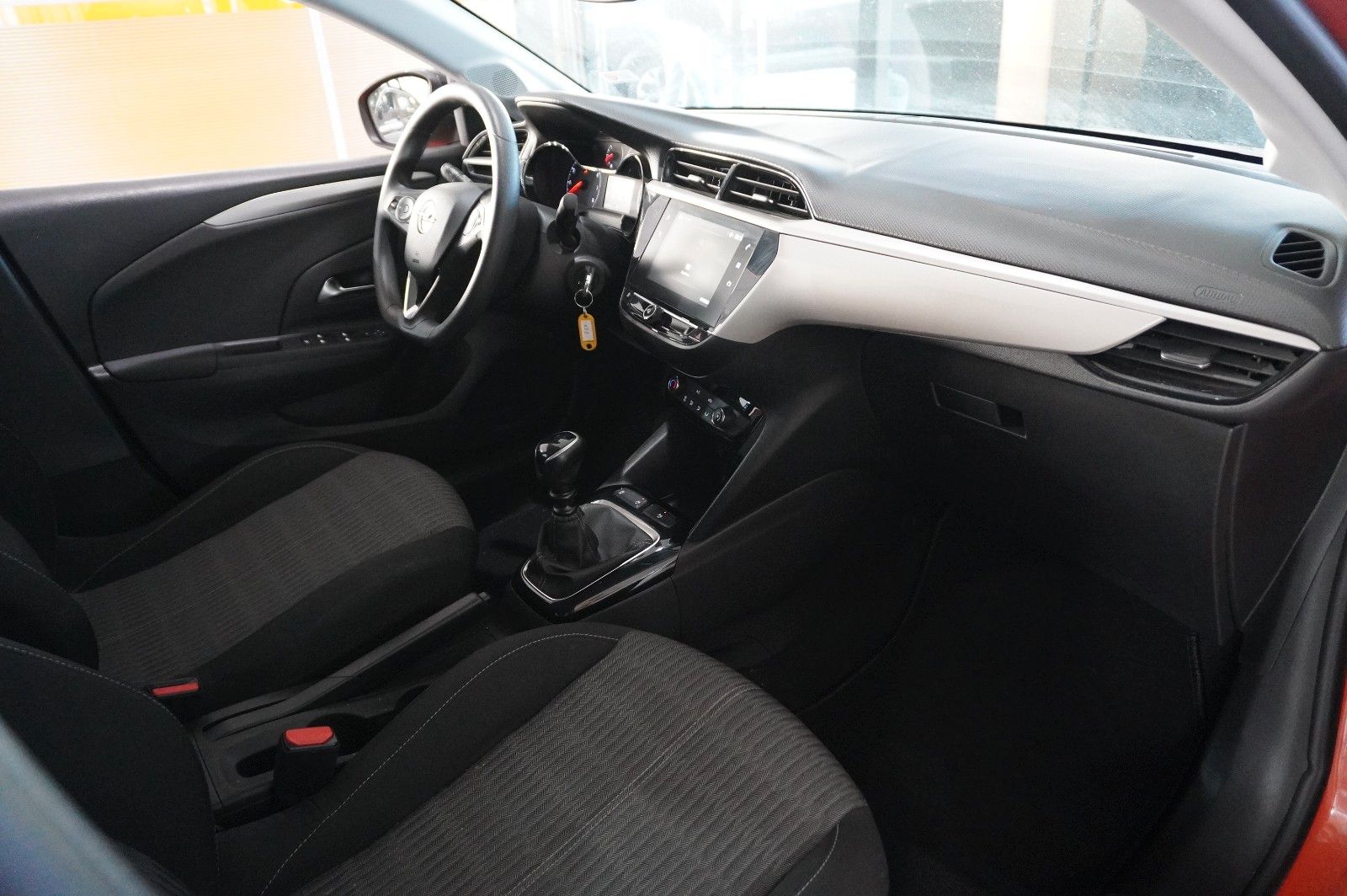 Fahrzeugabbildung Opel Corsa F 1.2 EDITION NAVI/LED/KAMERA/TEMP./SPORT