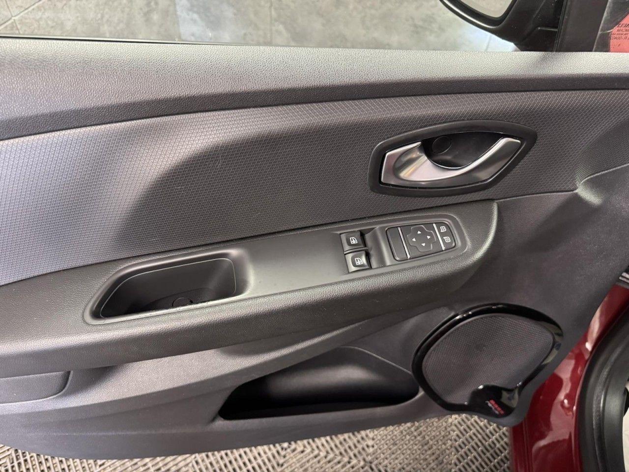 Renault Clio IV 1.2 Limited Navi*Tempo*PDC*Klima*Isofix