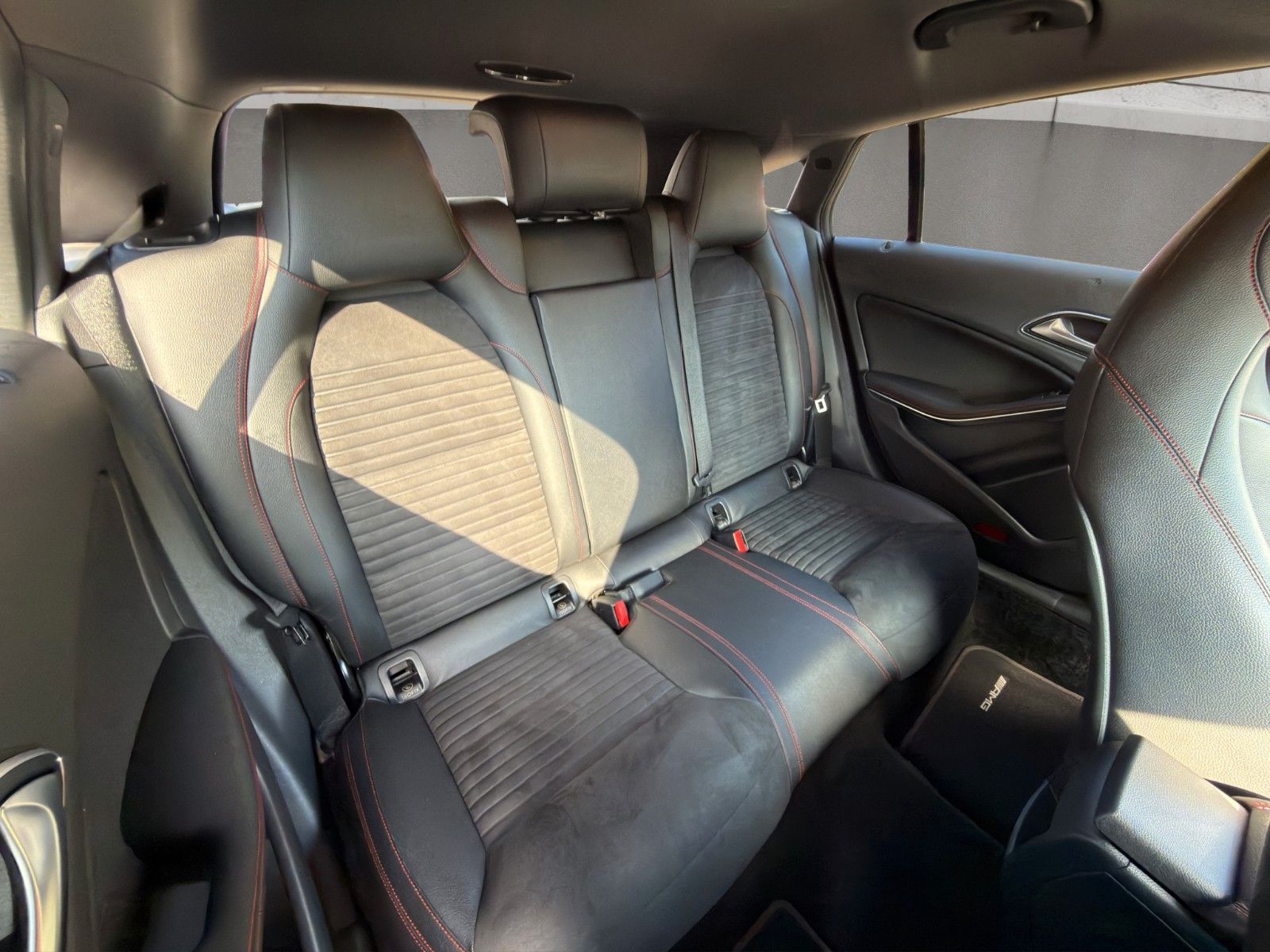 Fahrzeugabbildung Mercedes-Benz CLA 200 AMG Line SB*Night-Paket*Xenon*SHZ*Navi**