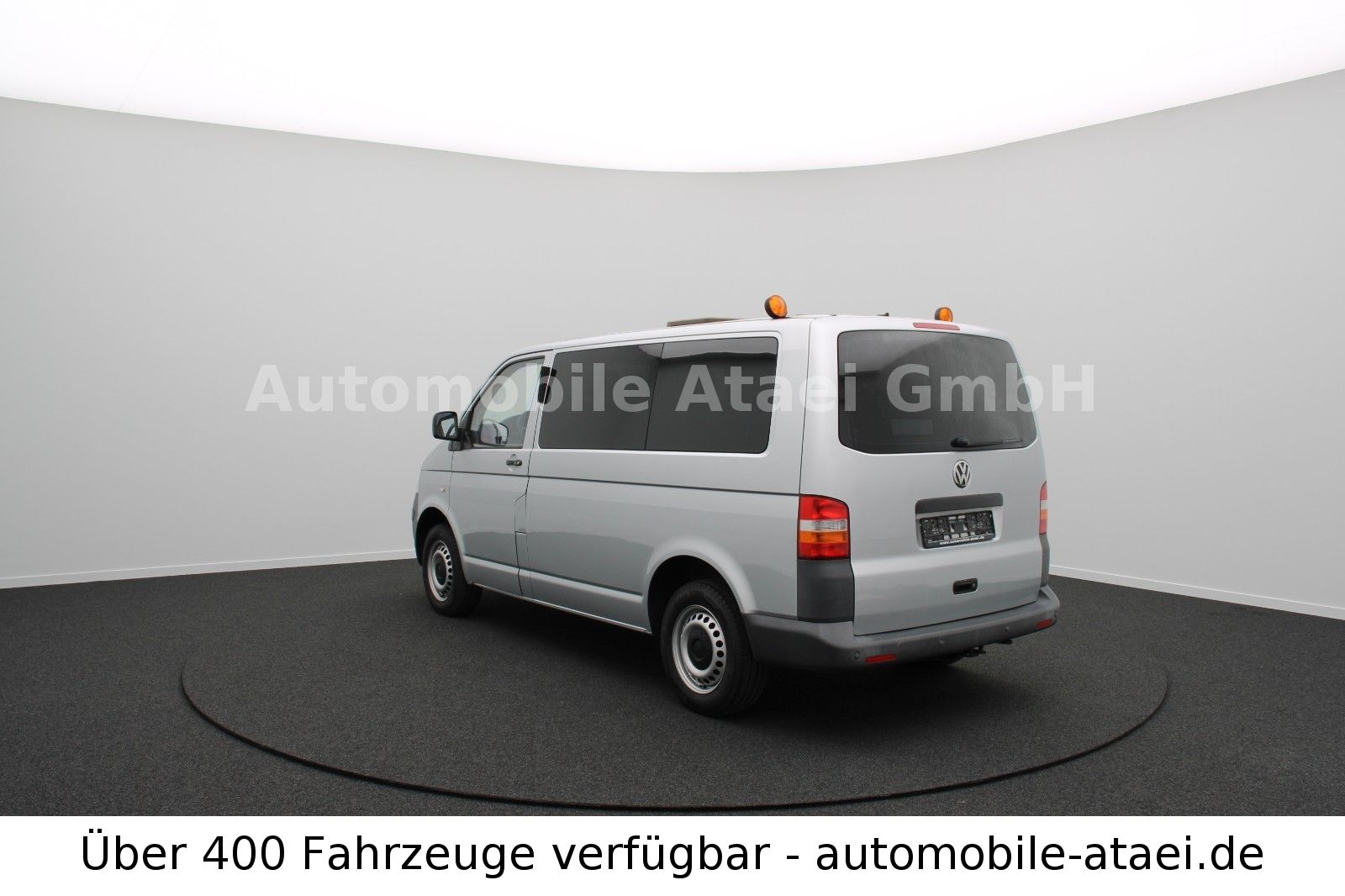 Fahrzeugabbildung Volkswagen T5 Transporter TDI Kombi *Behörde/Camper* (1263)