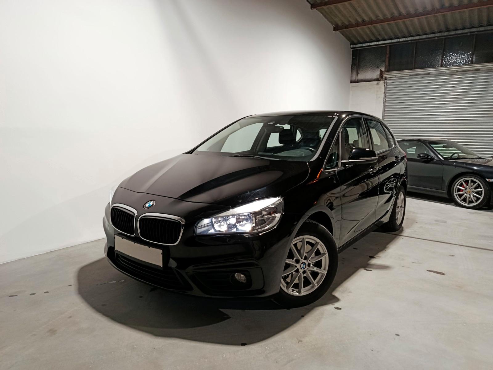 BMW 218i | Active Tourer | Advantage | Navi