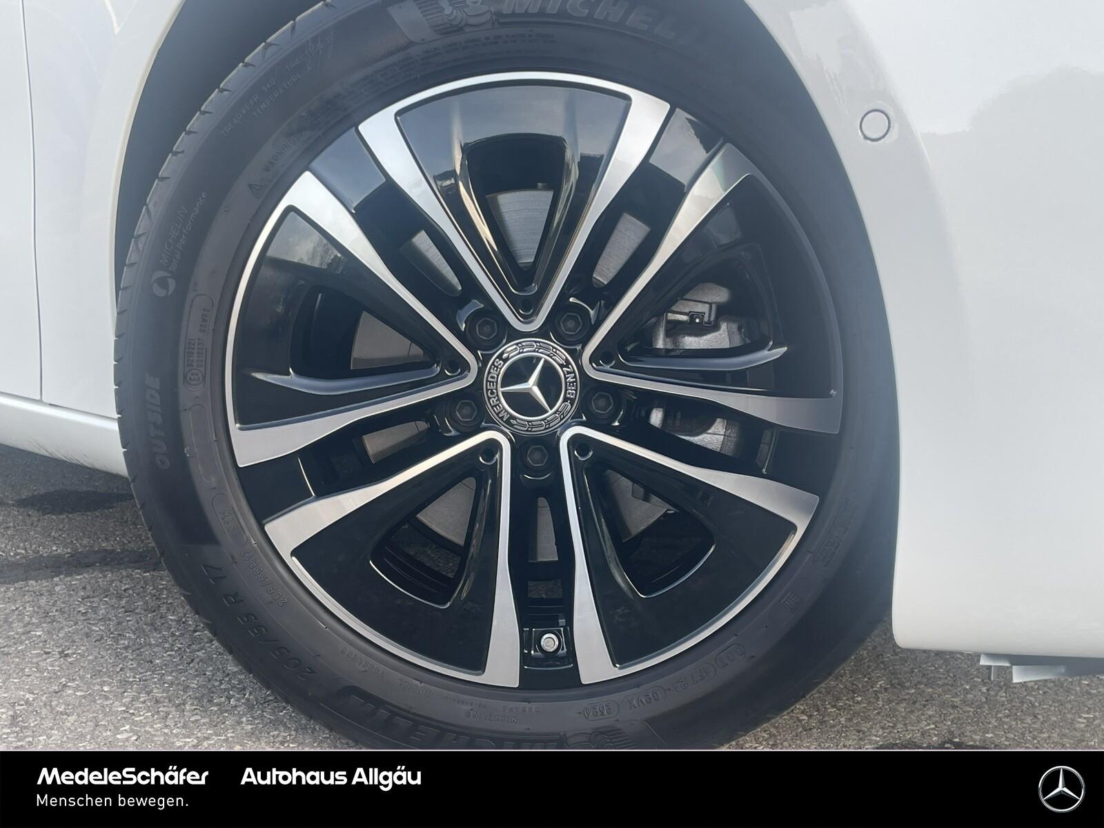 Mercedes-Benz A 180 Progressive AHK Vorr.Distronic LED Kamera