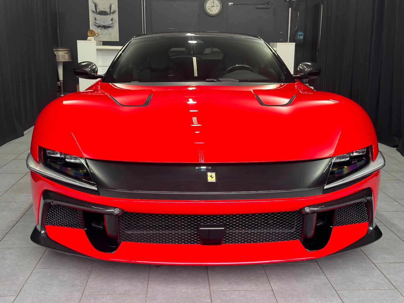 Fahrzeugabbildung Ferrari 12Cilindri|LIFT|FULL-CARBON|RACING-SEAT|ON STOCK