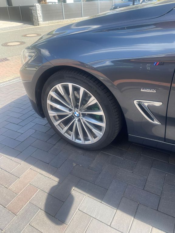Image of BMW 320 Gran Turismo