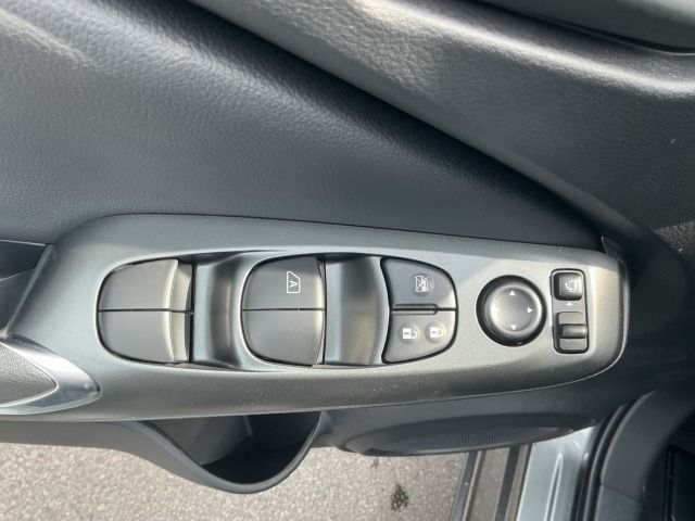 Fahrzeugabbildung Nissan JUKE 1.0 DIG-T 114 PS 6MT ACENTA NC Komfort