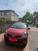Renault Clio Expression 1.2 16V 75 Expression - Renault Express von privat
