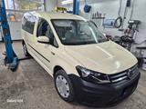Volkswagen Caddy 2,0TDI 75kW Maxi Taxi Rollstuhl 7-Sitze..