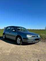 Volkswagen Golf IV 1.6 16V TÜV neu, Zahnriemen neu.169450km - Volkswagen Golf: Iv 16