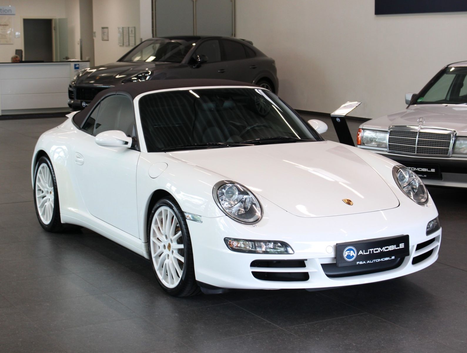 Fahrzeugabbildung Porsche 911 997 Carrera 4 S Cabrio Sport Chrono