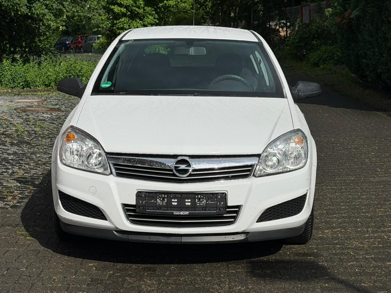 Opel Astra H Lim. Selection 110 Jahre Klima