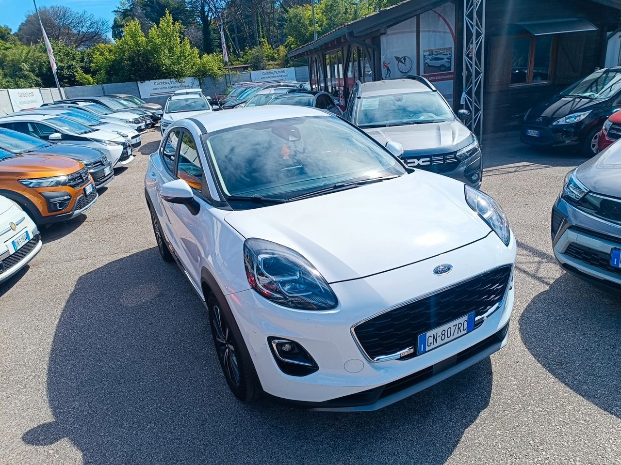 Ford Puma 1.0 EcoBoost Hybrid 125 CV S&S Titaniu imagem 2