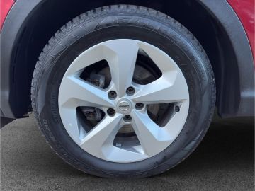 Nissan Qashqai N-Connecta DCT*Pano*Navi*360*RFK*FSH*SHZ