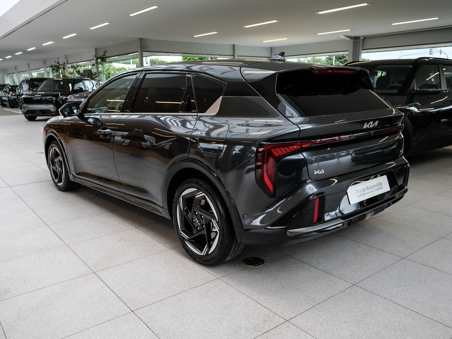 Kia K4 - Bild 2