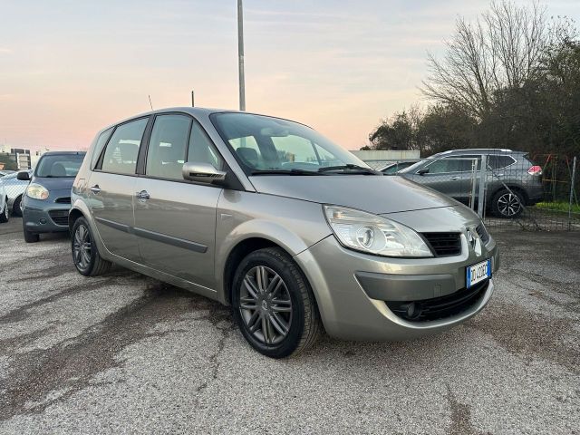 Renault Scénic 1.5 dCi/105CV Luxe