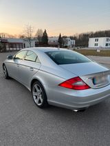 Mercedes-Benz Mercedes Benz Cls 320 Cdi - Mercedes-Benz CLS 320 aus 2008: Limousine