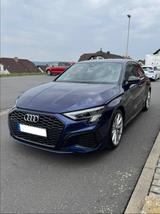 Audi A3 35 TFSI S tronic S line Sportback S line - Audi A3: Blau, Alcantara, mit Navigationssystem
