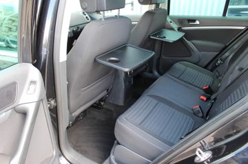 Volkswagen Tiguan - 12