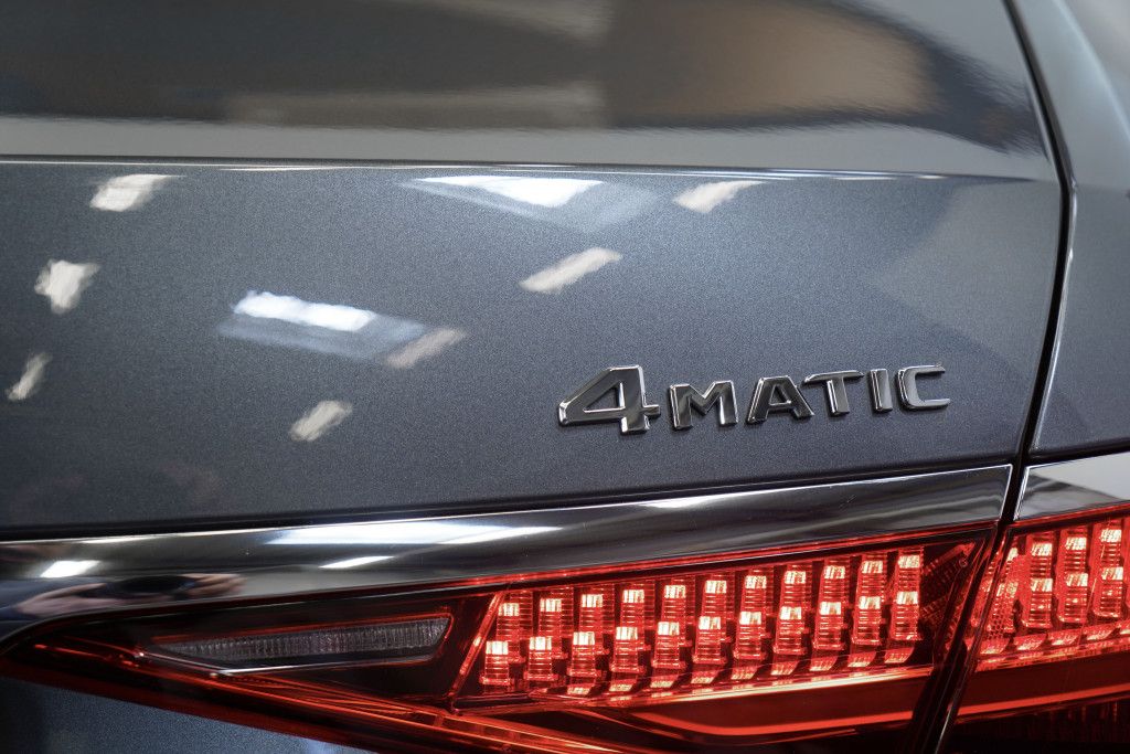 Mercedes Benz S 400