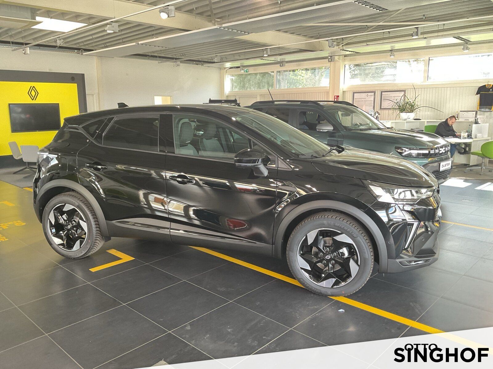 Fahrzeugabbildung Renault Captur Techno Mild Hybrid 140