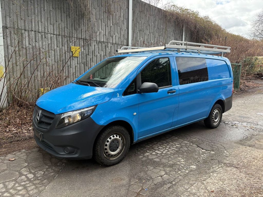 Image of Mercedes-Benz Vito