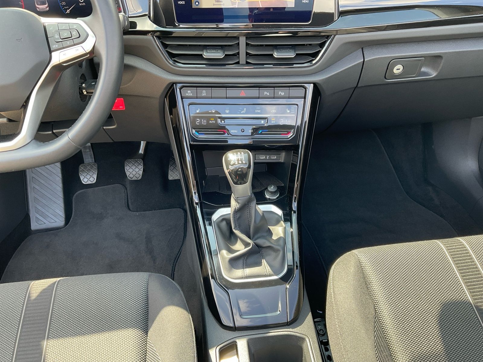 Volkswagen T-Roc - Bild 12