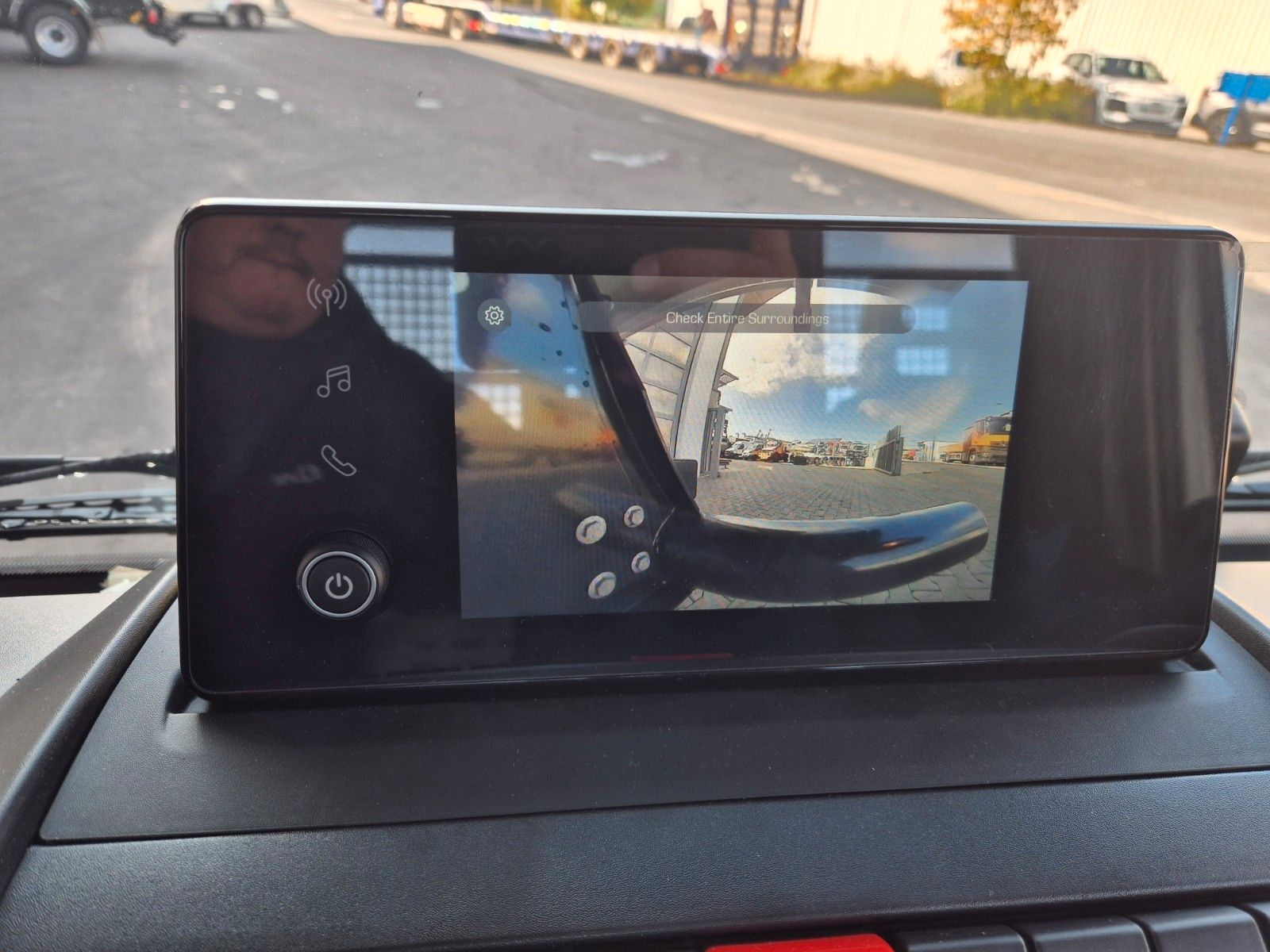 Fahrzeugabbildung Iveco Eurocargo ML80E21 Meiller 2x AHK 3 Sitze